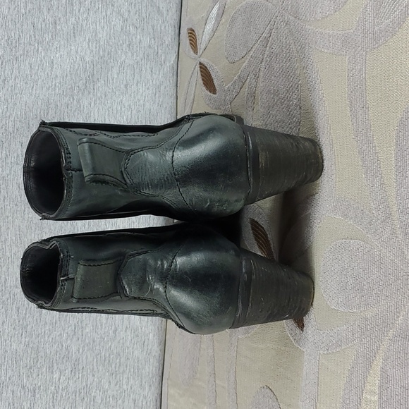 Seychelles Western Leather Bootie - Picture 3 of 8